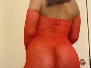 Twerking ebony Ts